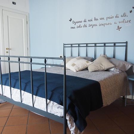 Apartamento Casa Mariposa Desenzano del Garda Exterior foto